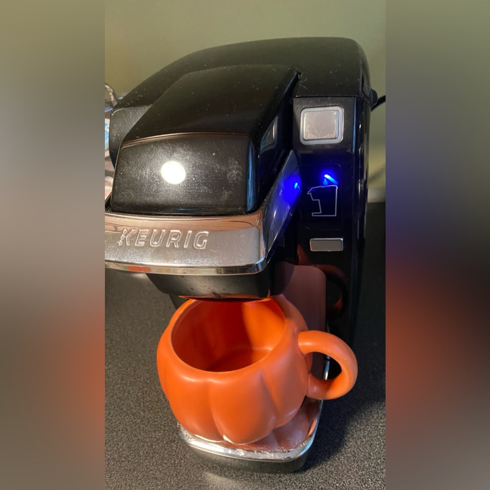 Keurig coffee K Cup coffee maker Black color